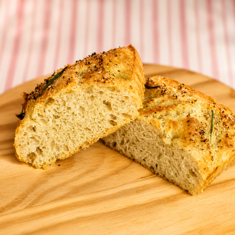 Focaccia c/ Sal Grosso e Alecrim